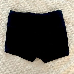 Black Fleo original inseam 2in high waist size small